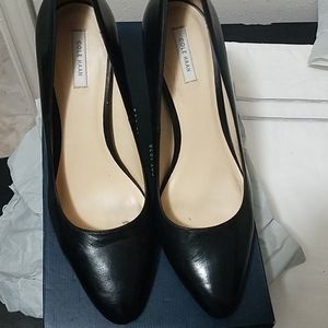 Preloved, black heel; heel tips are intact